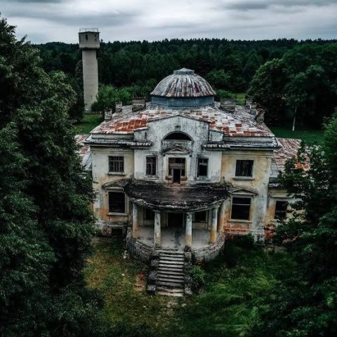 Усадьба Толстых